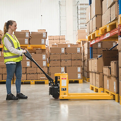 Hydraulic pump pallet truck