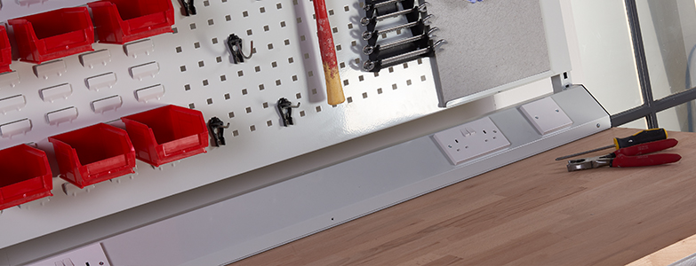 Customise your industrial workbenches